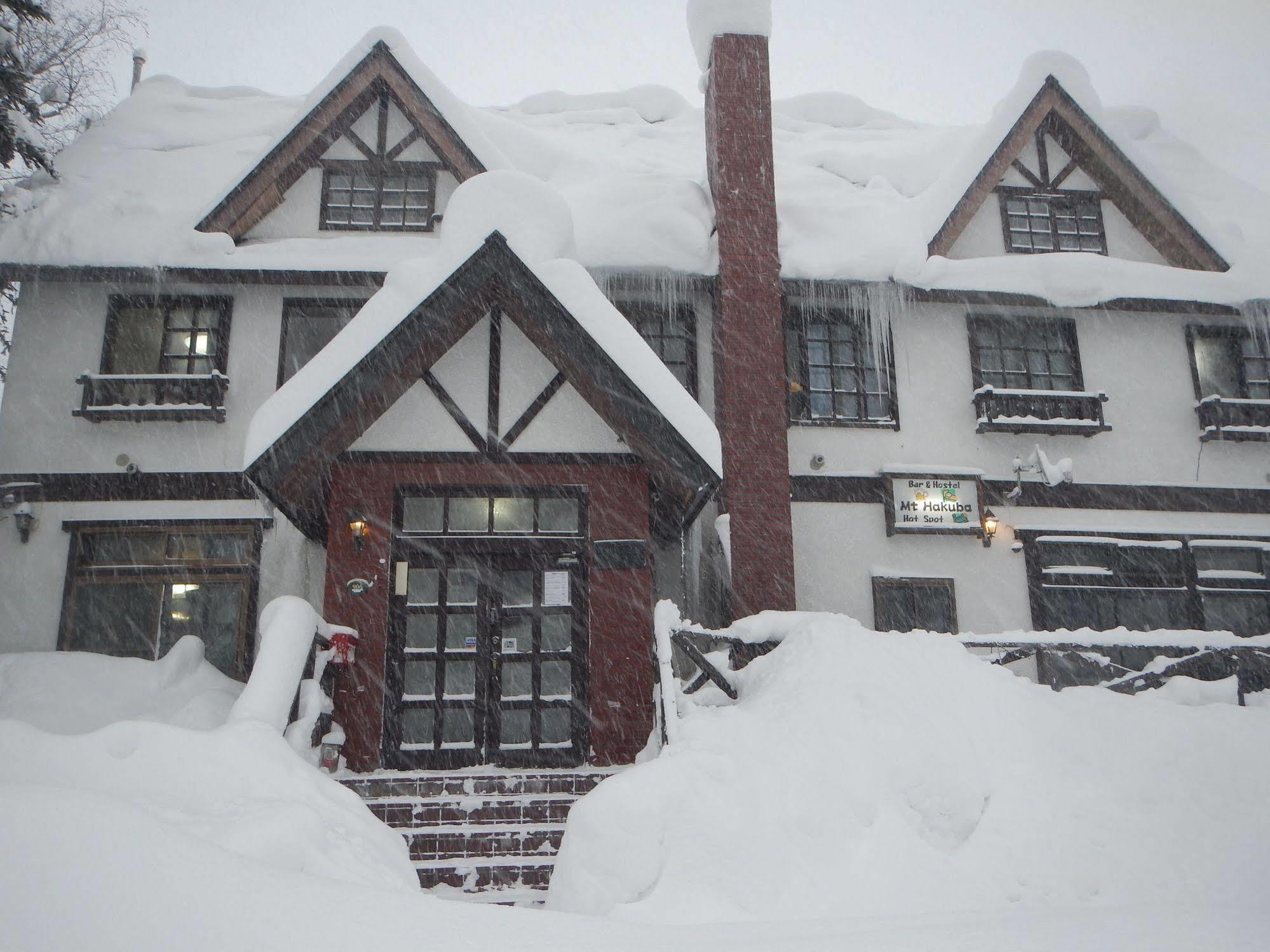 Mt Hakuba Backpackers Hostel エクステリア 写真