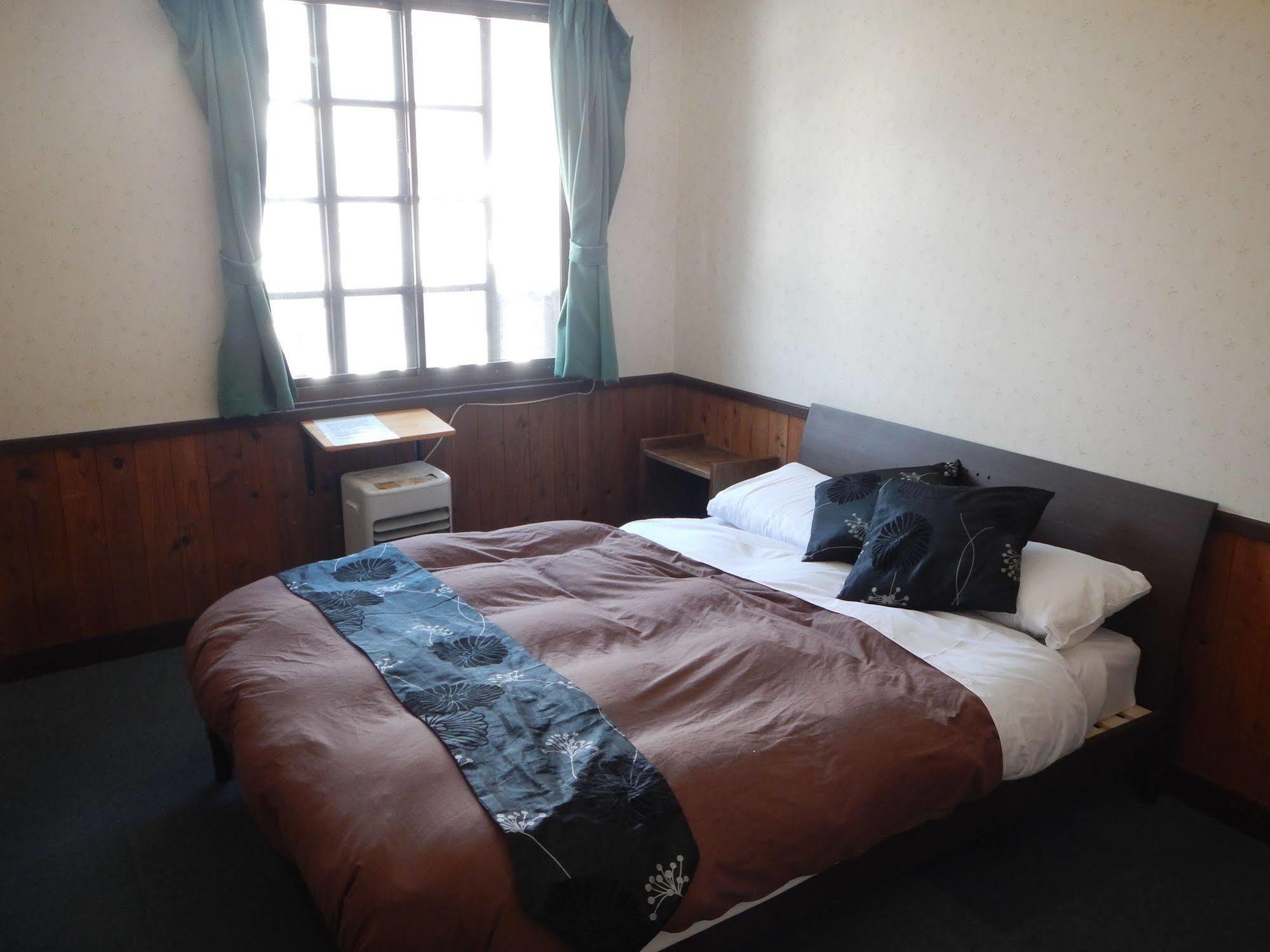 Mt Hakuba Backpackers Hostel エクステリア 写真