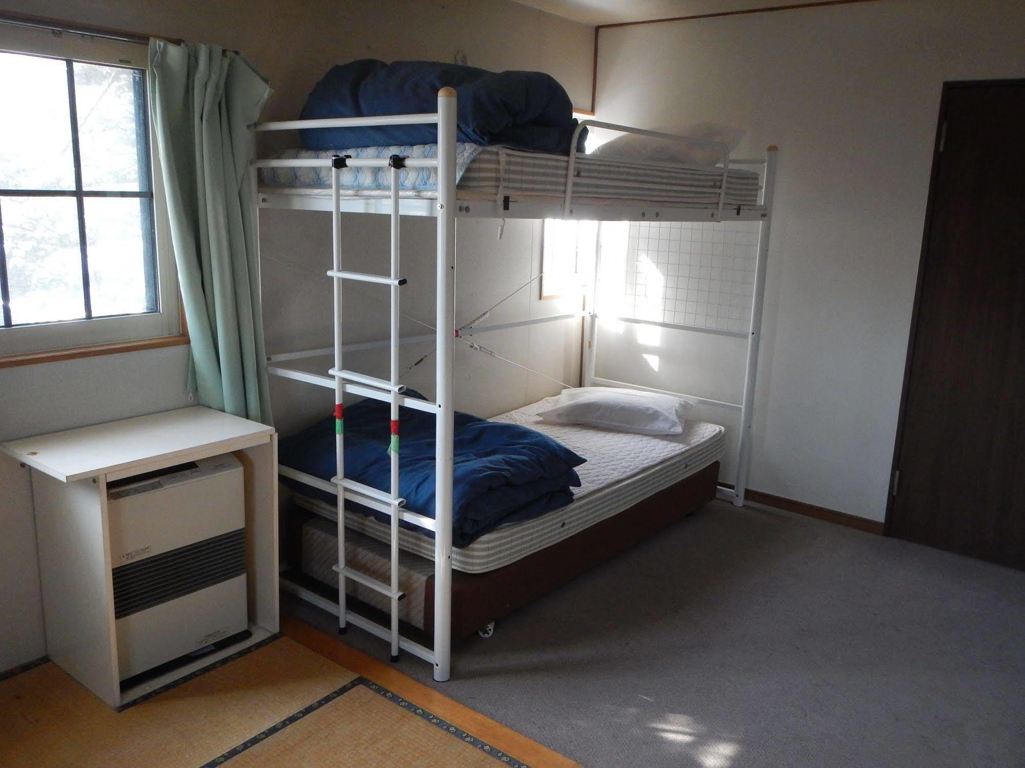 Mt Hakuba Backpackers Hostel エクステリア 写真